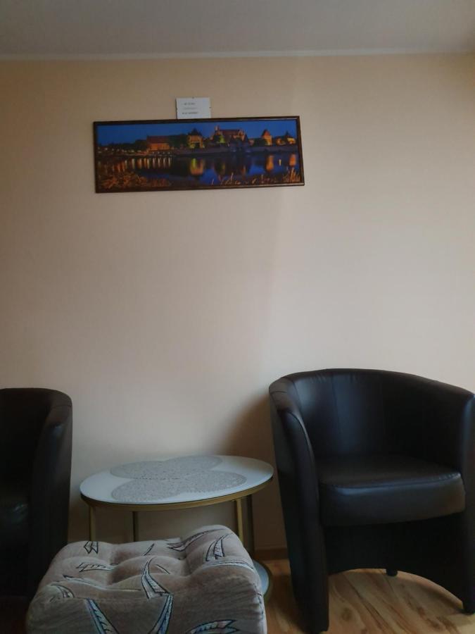 Ferienwohnung U Iwony I Piotra Malbork Exterior foto