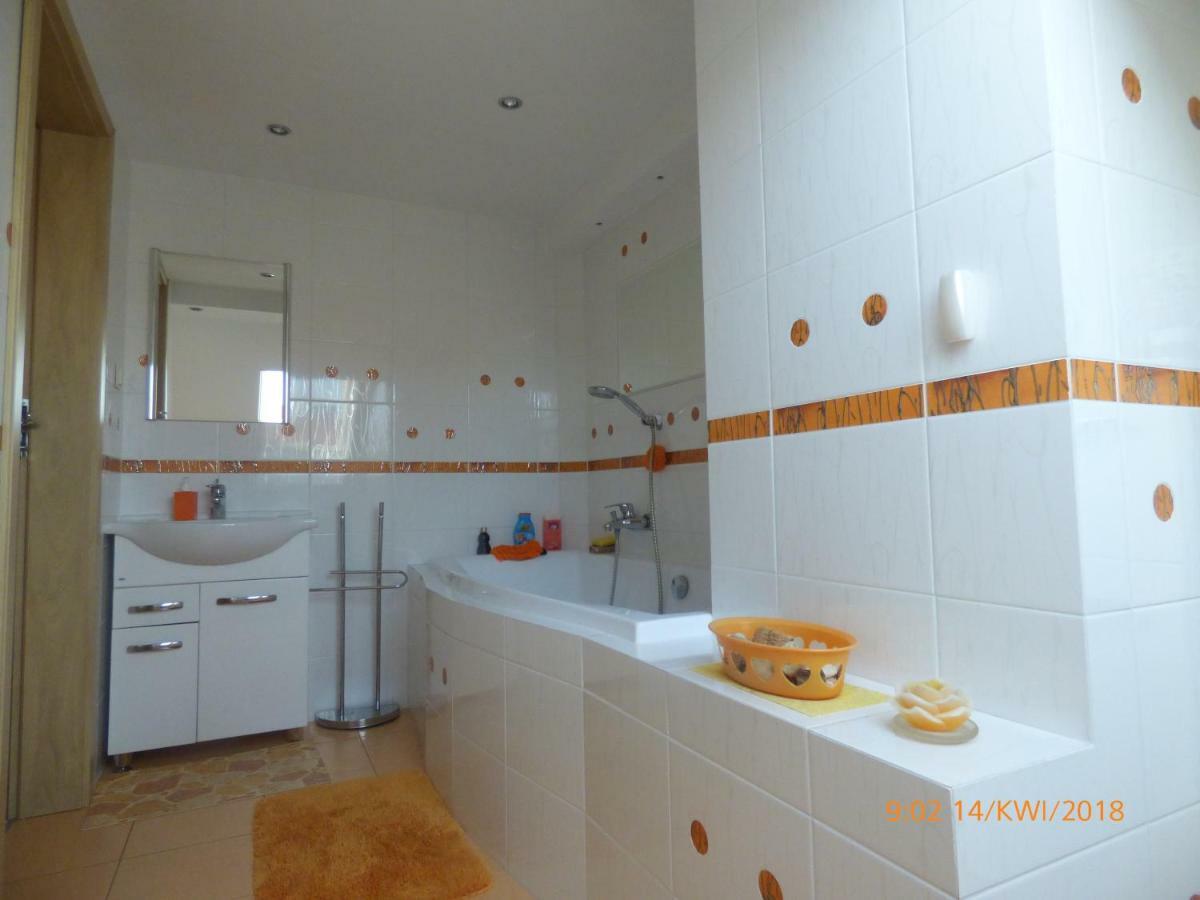 Ferienwohnung U Iwony I Piotra Malbork Exterior foto